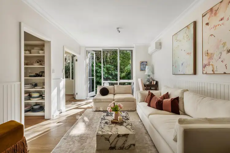 386 Toorak Road