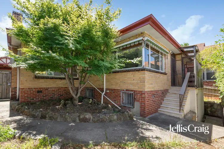 18 Lower Plenty Road