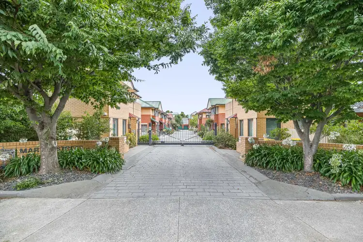 8-10 Martin Street
