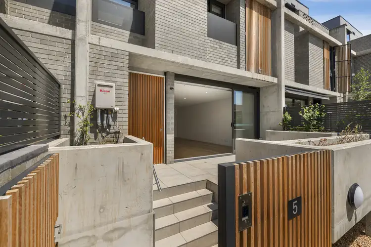 30-32 Prince Edward Avenue