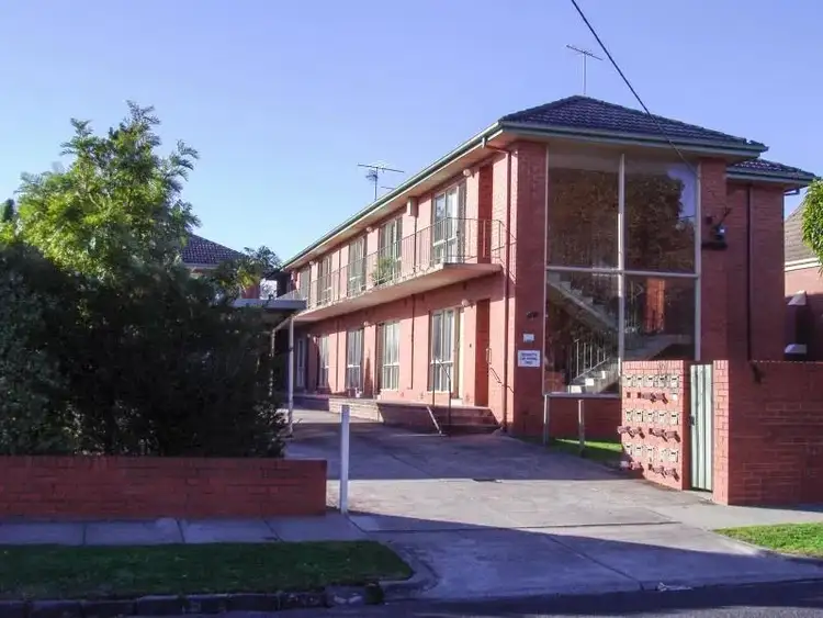 82 Gardenvale Rd