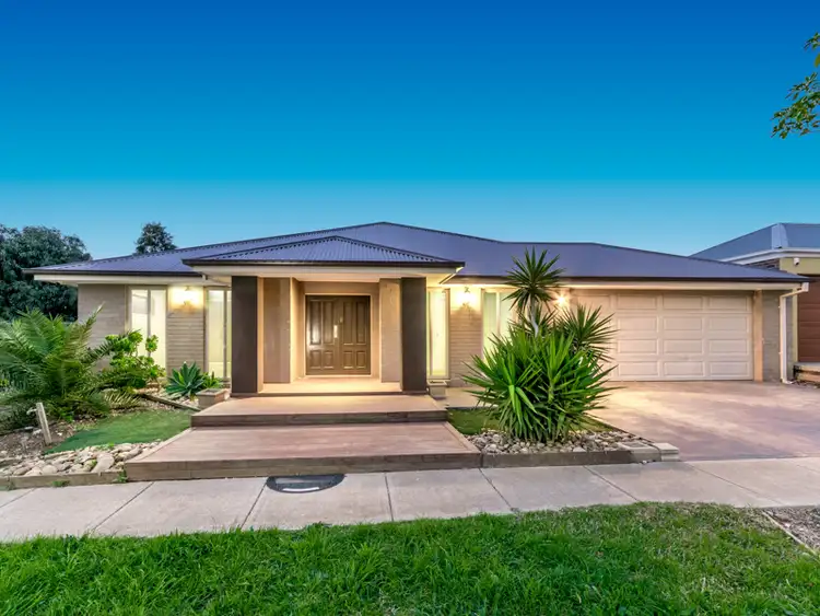 7 Carisbrook Circuit, Truganina VIC 3029