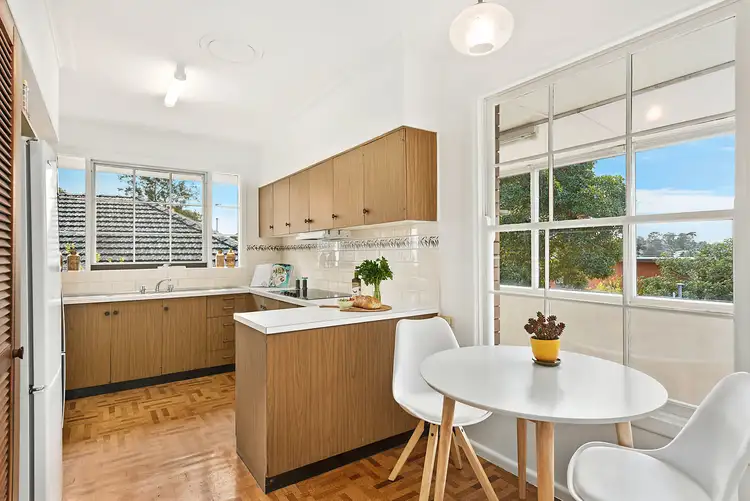 Fifth view of Homely house listing, 12 Weyburn Court, Heidelberg VIC 3084
