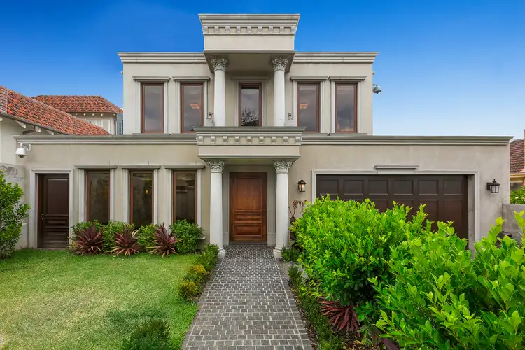 14 Welwyn Avenue, Brighton East VIC 3187