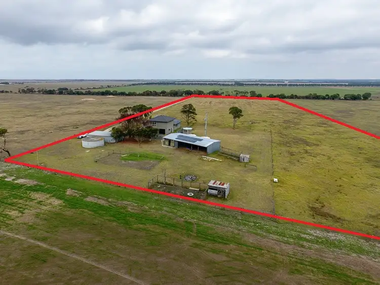 145 Owens Lane, Giffard VIC 3851