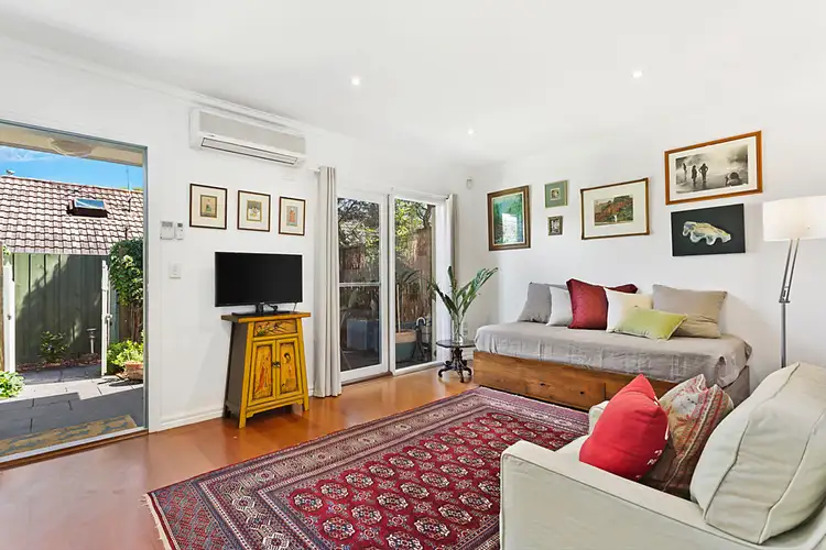 Second view of Homely unit listing, 5/5 Kenilworth Parade, Ivanhoe VIC 3079