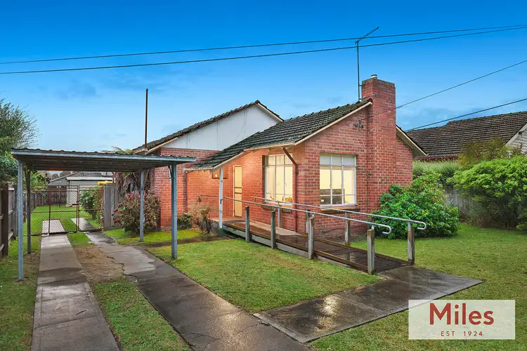 17 Lawson Parade, Heidelberg Heights VIC 3081