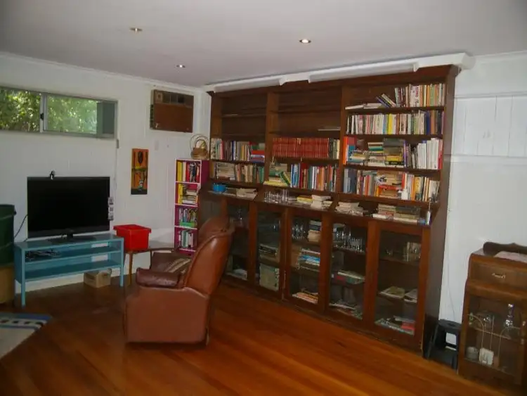 Sixth view of Homely house listing, 4 Daours Court, Watsonia VIC 3087