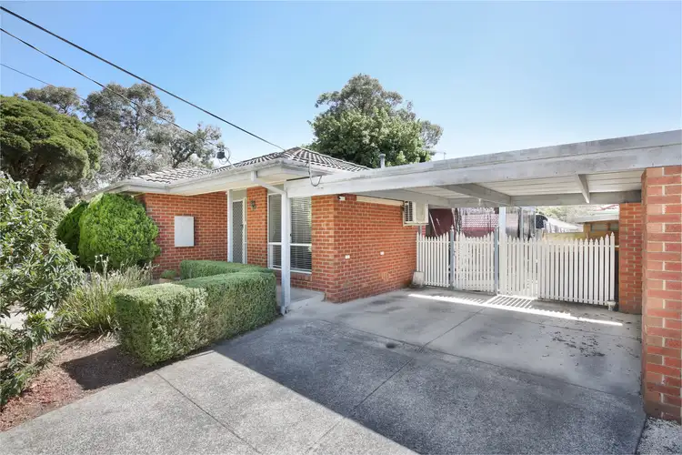2A Mackenzie Court, Croydon South VIC 3136