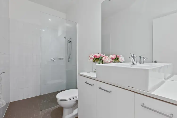 Fourth view of Homely townhouse listing, 5/2 Barton Drive, Sandhurst VIC 3977