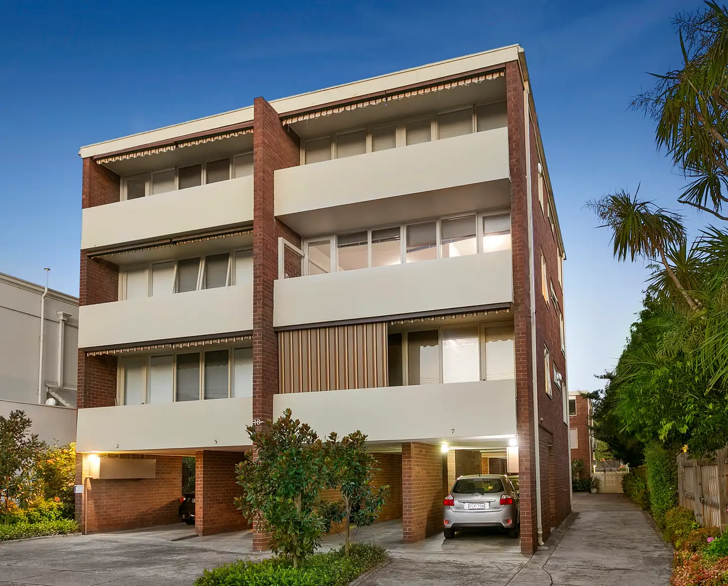 Main view of Homely apartment listing, 10/76 Mathoura Road, Toorak VIC 3142