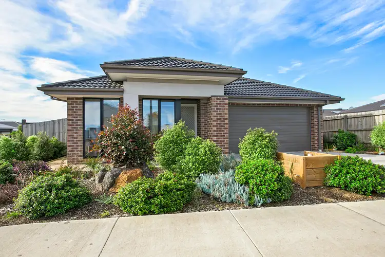 10 Sirrom Crescent, Armstrong Creek VIC 3217