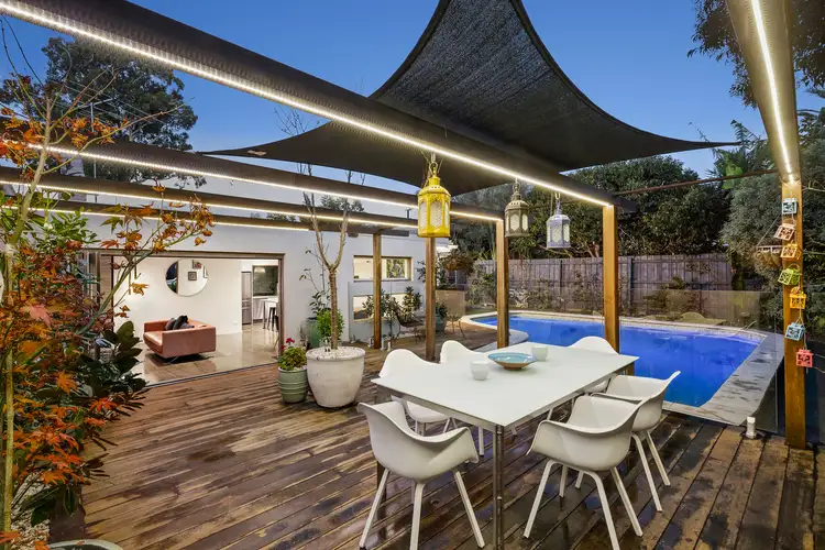 2 Centre Road, Brighton East VIC 3187