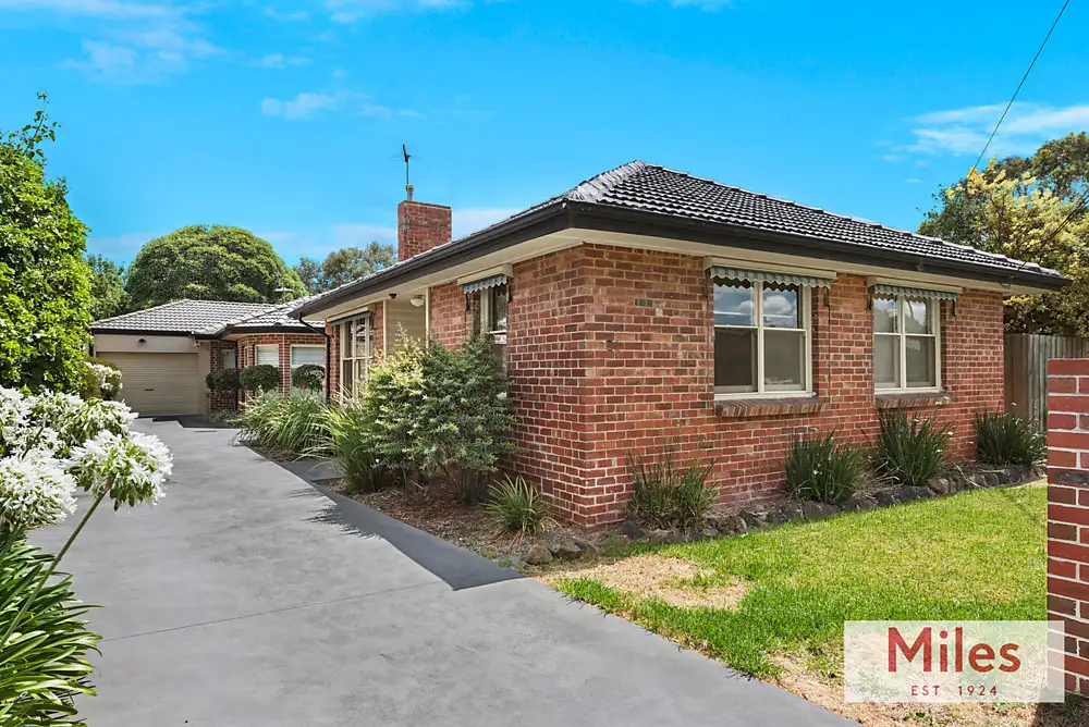 Main view of Homely unit listing, 1/11 Setani Crescent, Heidelberg West VIC 3081