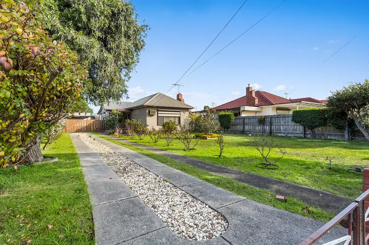 Fourth view of Homely house listing, 33 Clunes Street, Kingsbury VIC 3083