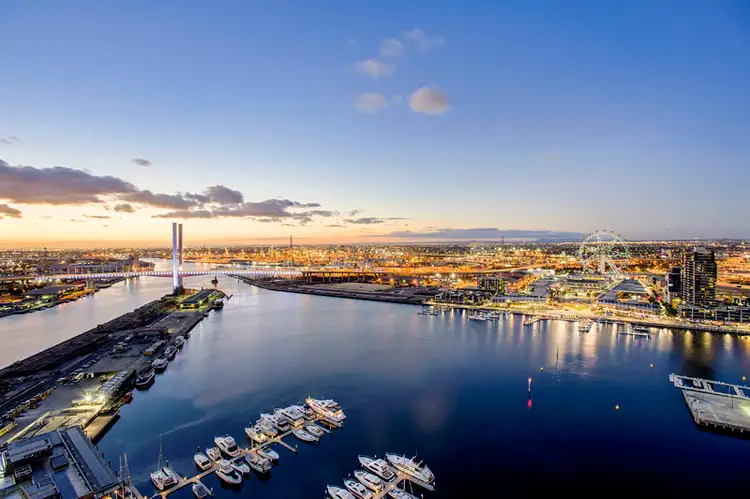 282/8 Waterside Place, Docklands VIC 3008