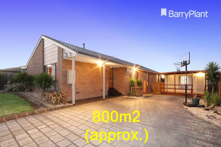 2 Oberwyl Close, Rowville VIC 3178