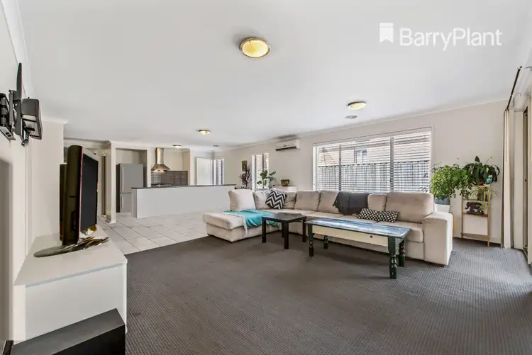 Fifth view of Homely house listing, 76 Isabella Way, Tarneit VIC 3029