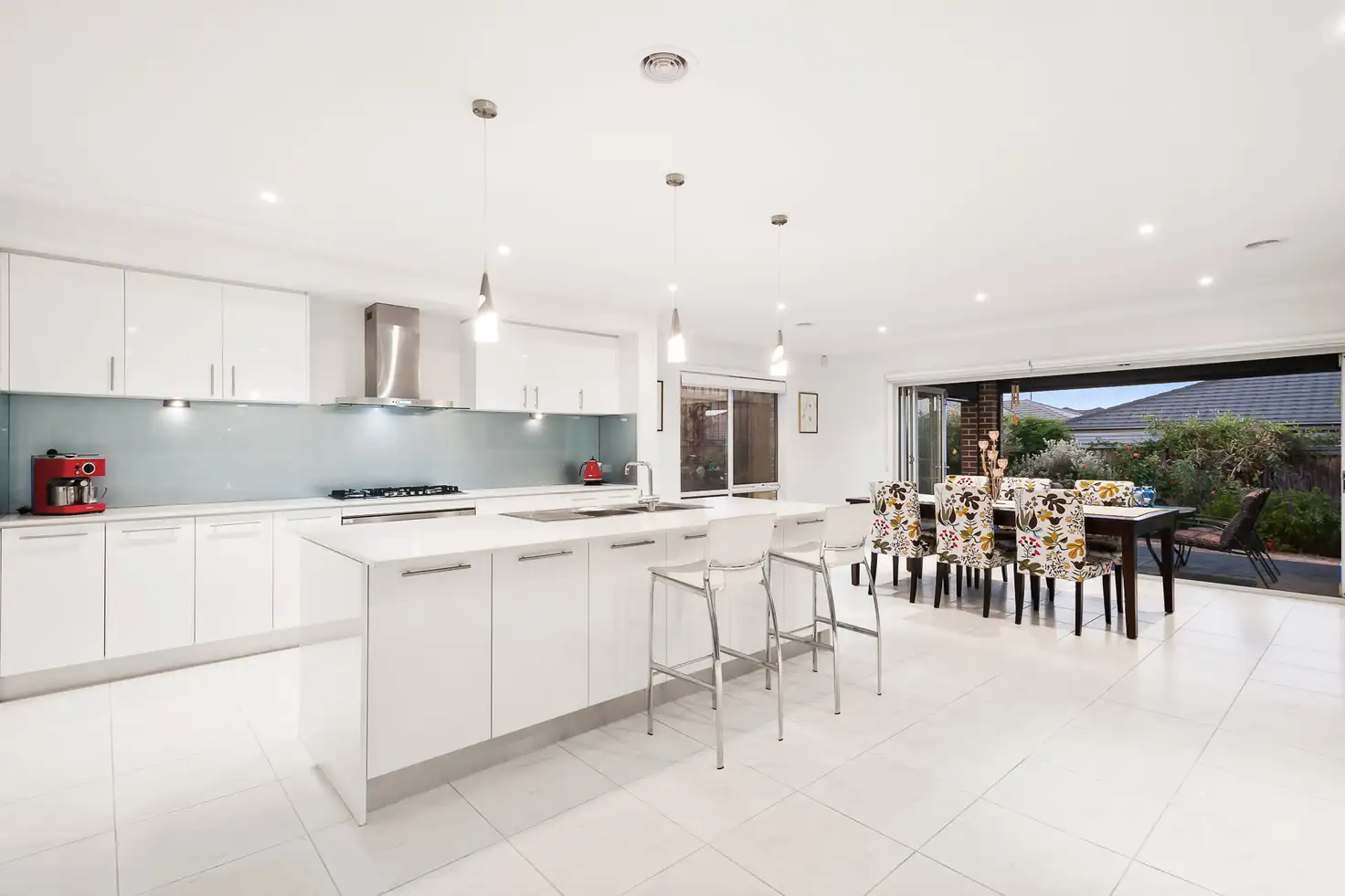 Main view of Homely house listing, 10 Eagle Boulevard, Doreen VIC 3754