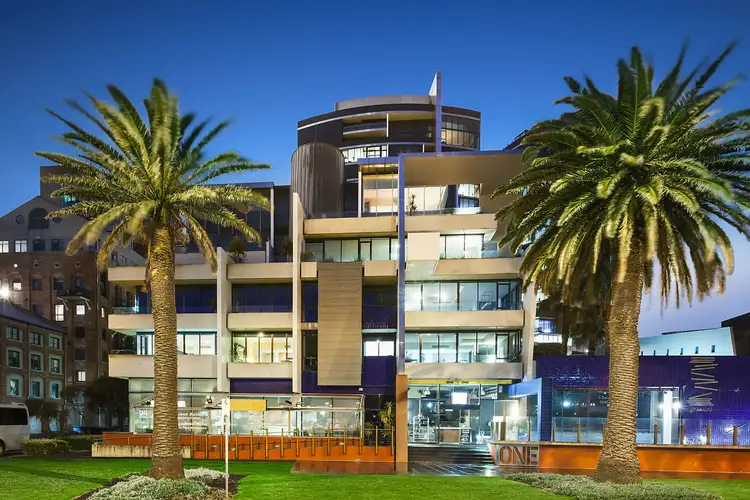 54/2 Esplanade West, Port Melbourne VIC 3207
