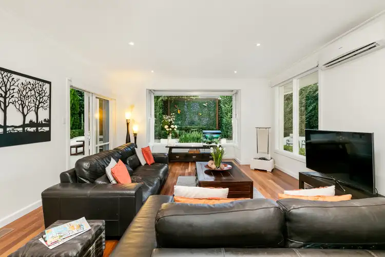 Second view of Homely house listing, 6 Heather Court, Hawthorn East VIC 3123