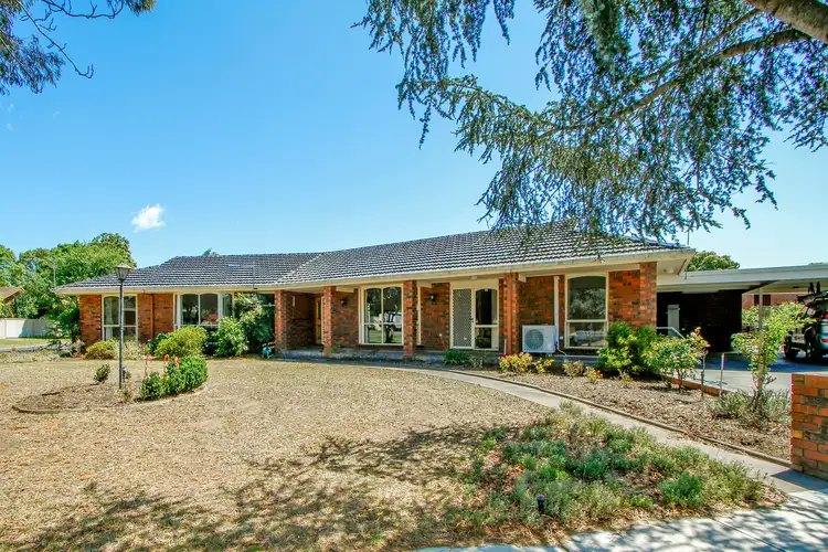 1 Hazel Court, Sale VIC 3850