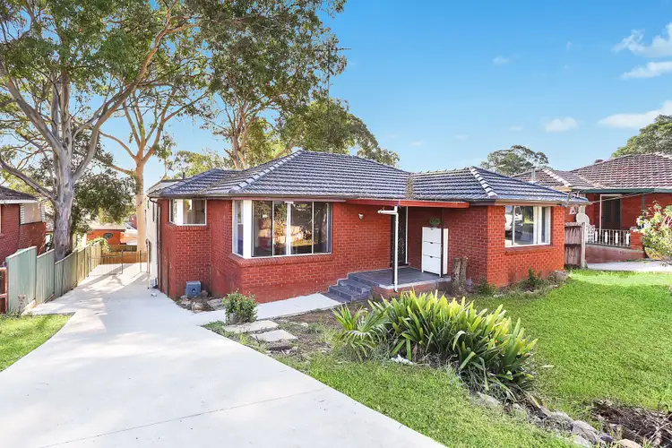 35 Donington  Avenue, Georges Hall NSW 2198