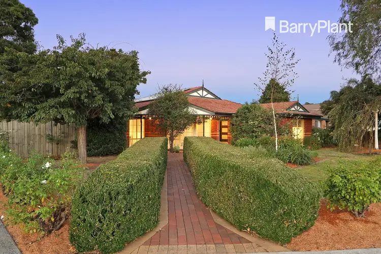 19 Bristol Place, Rowville VIC 3178