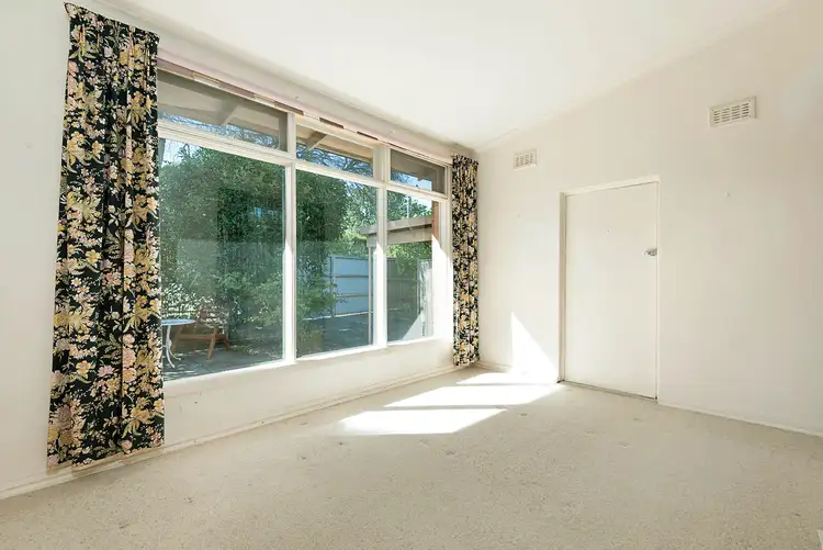 Fifth view of Homely house listing, 2 Whitelaw Court, Eaglemont VIC 3084