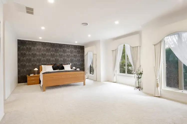 Second view of Homely house listing, 8 Drysdale Court, Croydon Hills VIC 3136
