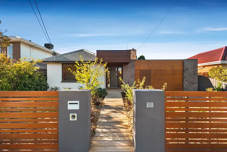 11 Greenview Court, Bentleigh East VIC 3165