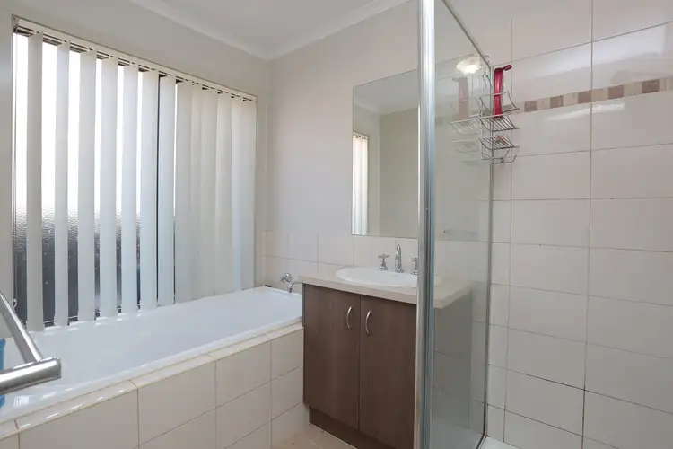 Fourth view of Homely house listing, 194 Riversdale Drive, Tarneit VIC 3029