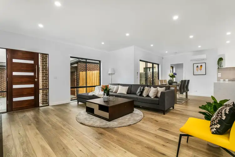 Sixth view of Homely house listing, 2/8 Beacon Street, Glen Waverley VIC 3150