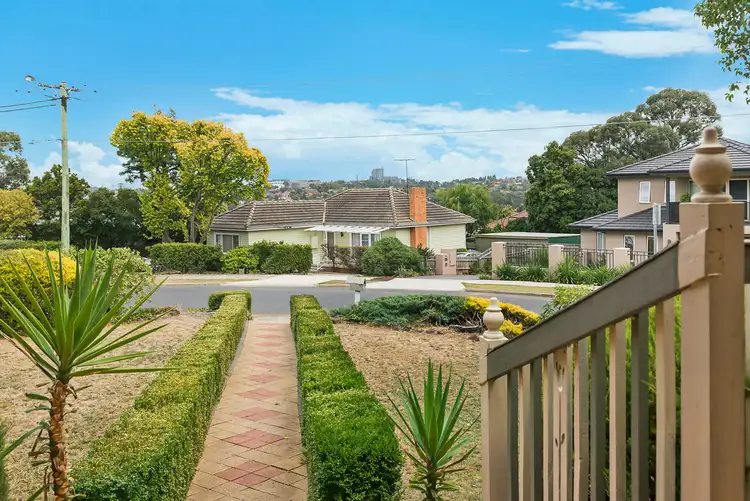 Fifth view of Homely house listing, 1/18 Coorie Crescent, Rosanna VIC 3084