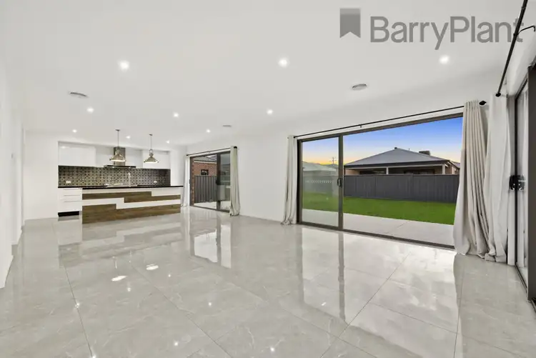 Sixth view of Homely house listing, 14 Nightfall Way, Tarneit VIC 3029
