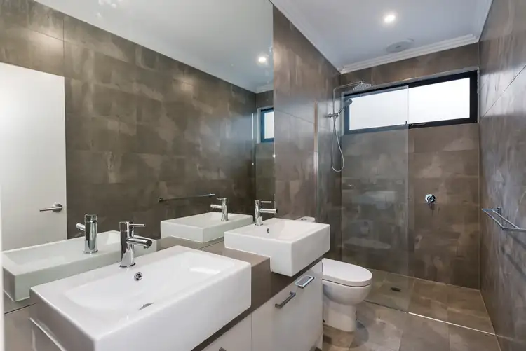 Sixth view of Homely townhouse listing, 3/5 Valma Court, Forest Hill VIC 3131