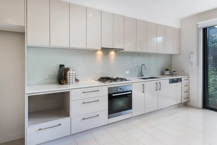 Fourth view of Homely townhouse listing, 3/6 La Frank Street, Burwood VIC 3125