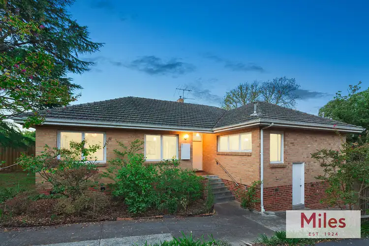 86 Grandview Grove, Rosanna VIC 3084