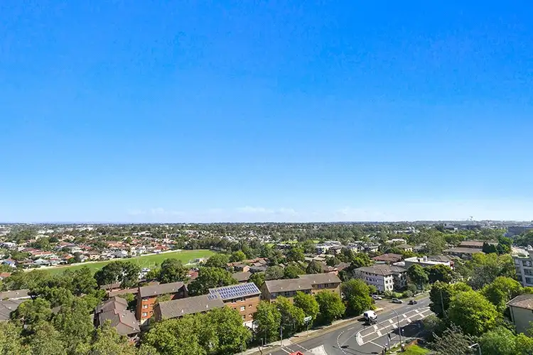13F/15 Campbell Street, Parramatta NSW 2150