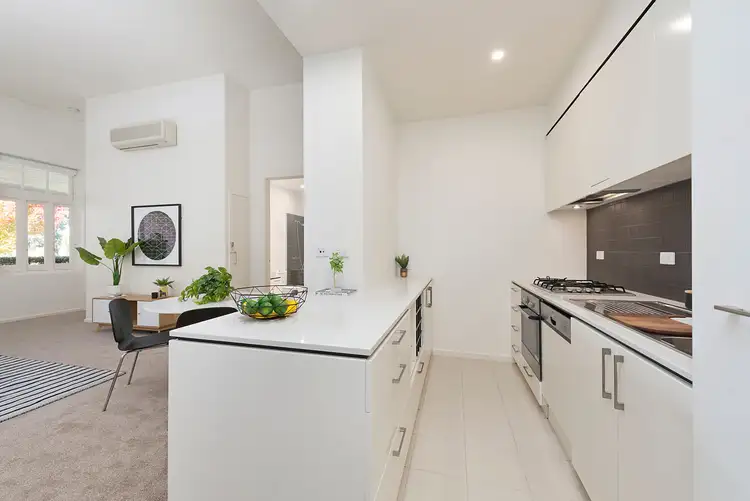 Third view of Homely apartment listing, 6/136 Ernest Jones Drive, Macleod VIC 3085
