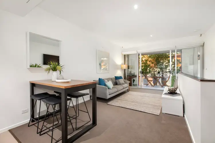 111/50 Dow Street, Port Melbourne VIC 3207