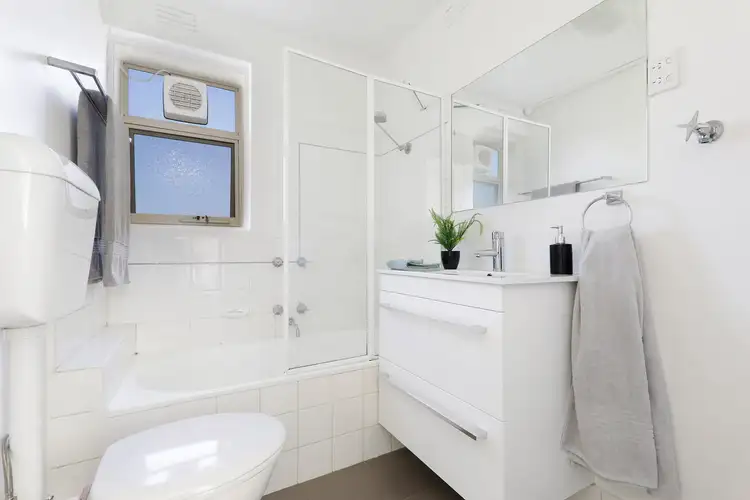 Sixth view of Homely unit listing, 7/6 Byron Street, Elwood VIC 3184