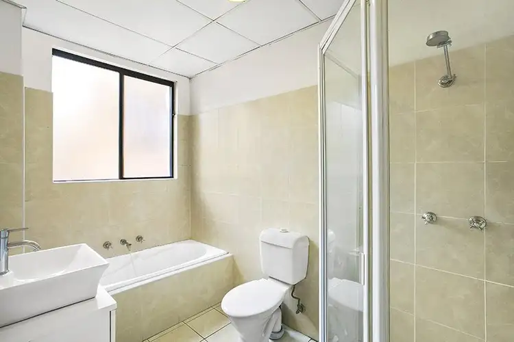 Fifth view of Homely apartment listing, 20/16-24 Lydbrook Street, Westmead NSW 2145