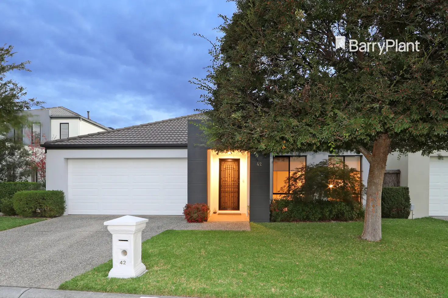 Main view of Homely townhouse listing, 42 Sovereign Manors Crescent, Rowville VIC 3178