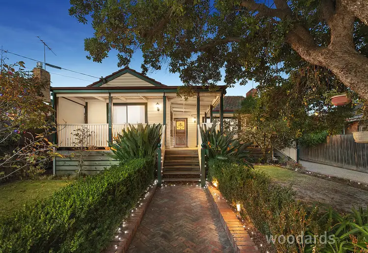 16 Flowerdale Road, Hampton East VIC 3188
