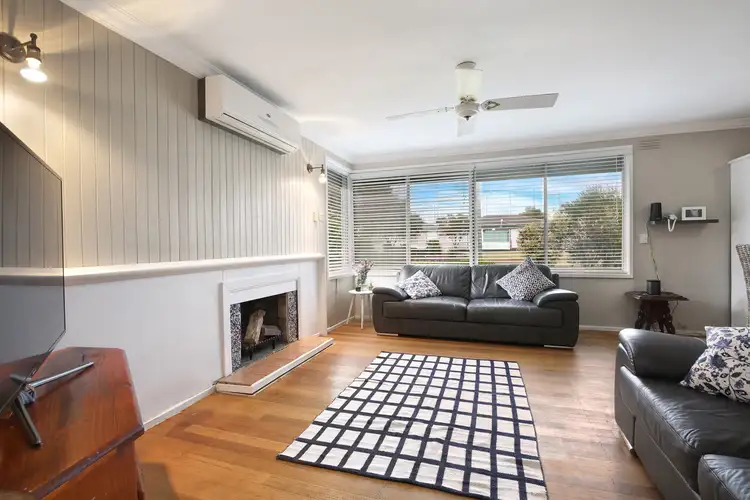 12 Carinya  Avenue, Newcomb VIC 3219