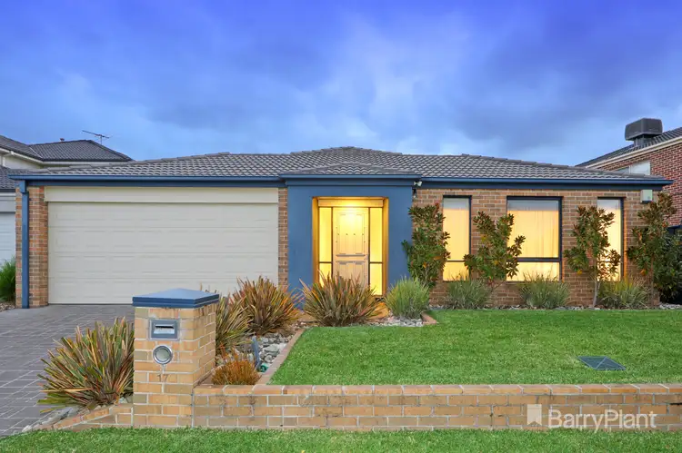 17 Banyalla Place, Rowville VIC 3178