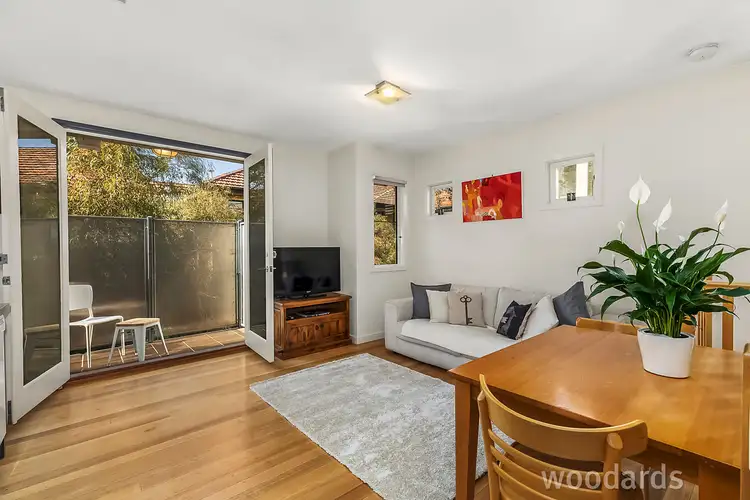 Second view of Homely flat listing, 5/3 Bundalohn Court, St Kilda VIC 3182