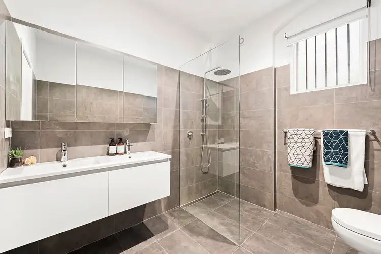 Fifth view of Homely apartment listing, 1/25 Queensberry Place, Carlton VIC 3053