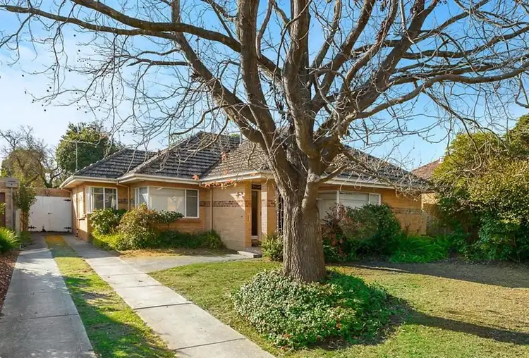 15 Virginia Street, Mount Waverley VIC 3149